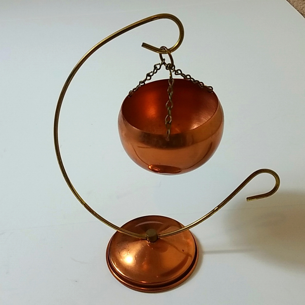 Copper craft guild hanging ball dish art
